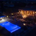 Βίλα Andrea By Prestige Bookings *
