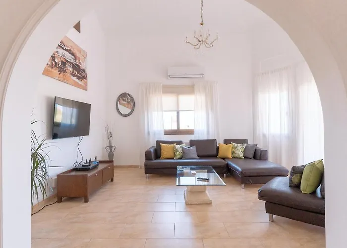 Andrea By Prestige Bookings *